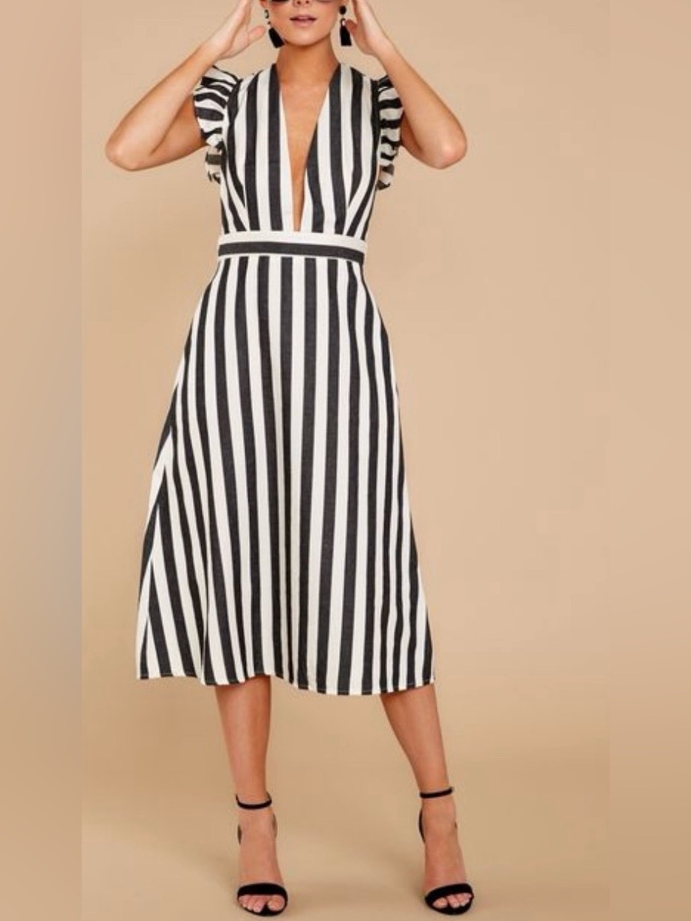 Storia Black & White Striped V-Neck Midi Dress